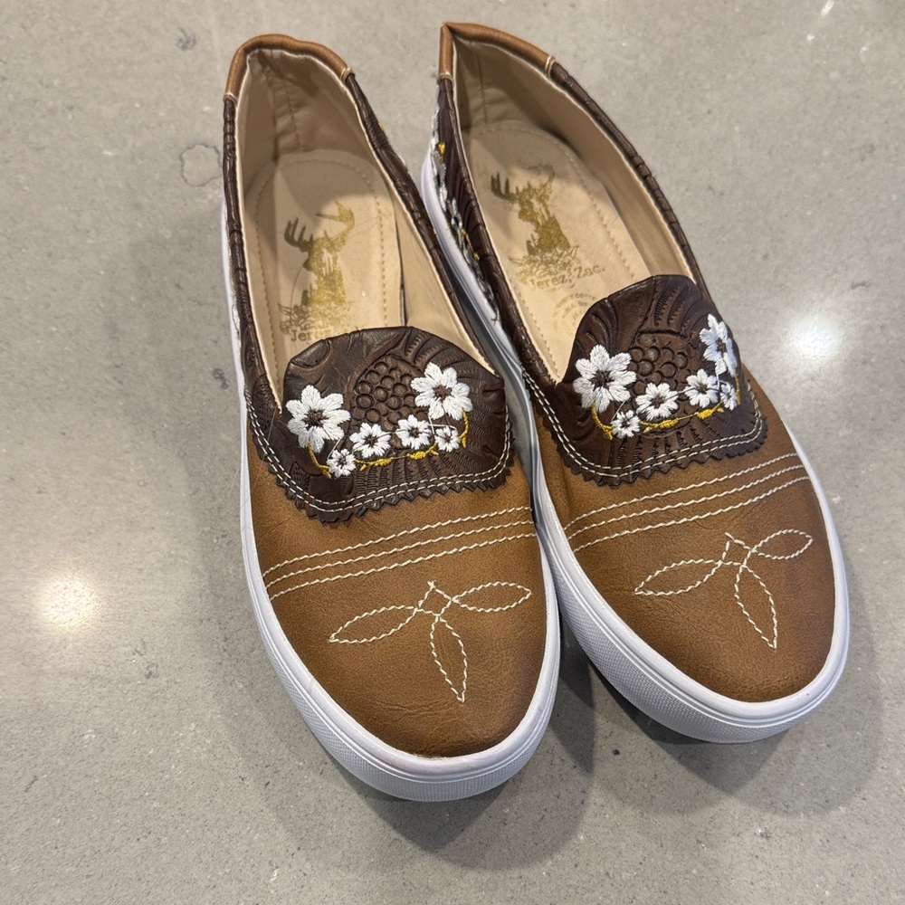 Charming Brown Floral Kids Loafers